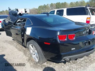 2010 Chevrolet Camaro 2SS z VIN 2G1FK1EJ9A9113814, wystawiony jako IAAI lot #41892541 z przebiegiem Nie podano mil oraz . Historia ofert i sprzedaży dostępna na DreamBid. Obrazek 3.