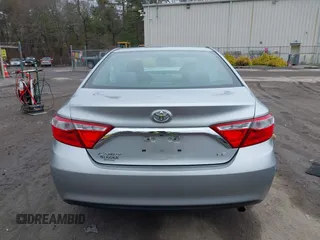 2015 Toyota Camry XLE with VIN 4T4BF1FK1FR468666, listed as a IAAI auction lot 42005934 with 124,173 mi miles and . Bid and sale history available at DreamBid. Image 16.