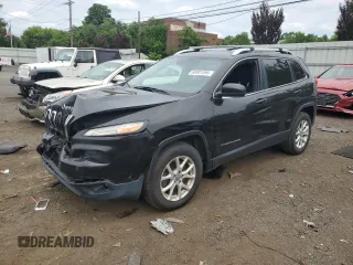 2017 Jeep Cherokee Latitude с VIN 1C4PJMCS0HW529604, выставлен на аукционе Copart как лот 60801095 с пробегом 95 900 миль миль и Списание • Salvage title. История ставок и продаж доступна на DreamBid. Изображение 1.
