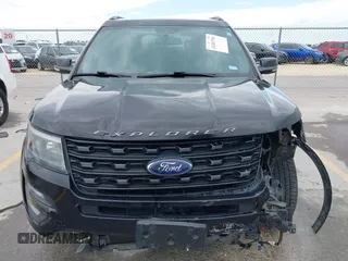 2017 Ford Explorer Sport with VIN 1FM5K8GT1HGC31504, listed as a IAAI auction lot 42483706 with 94,426 mi miles and . Bid and sale history available at DreamBid. Image 13.