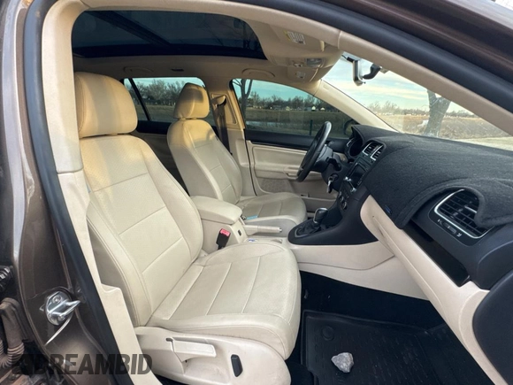 2014 Volkswagen Jetta SportWagen TDI w/Sunroof with VIN 3VWPL7AJ0EM615977, listed as a Copart auction lot 43859805 with 94,671 mi miles and Clean Title. Bid and sale history available at carsss.com. Image 5.