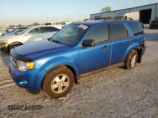 2012 Ford Escape XLT z VIN 1FMCU9DG6CKA49740, wystawiony jako Copart lot #70081334 z przebiegiem 159 727 mil mil oraz Szkoda całkowita • Salvage title. Historia ofert i sprzedaży dostępna na DreamBid. Obrazek 1.