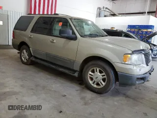 2004 Ford Expedition Special Service z VIN 1FMRU15W94LA96774, wystawiony jako Copart lot #51732085 z przebiegiem 249 080 mil mil oraz Szkoda całkowita • Salvage title. Historia ofert i sprzedaży dostępna na DreamBid. Obrazek 4.