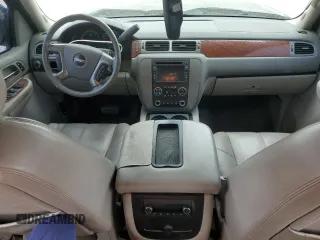2008 GMC Sierra 1500 SLT z VIN 2GTEC13YX81130632, wystawiony jako Copart lot #55159455 z przebiegiem 181 375 mil mil oraz Szkoda całkowita • Salvage title. Historia ofert i sprzedaży dostępna na DreamBid. Obrazek 8.