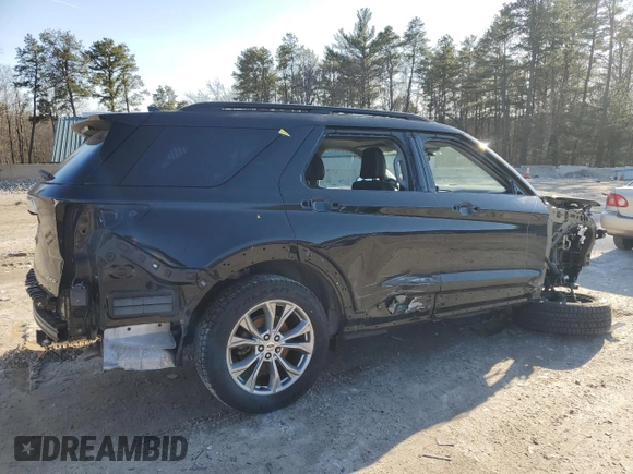 2021 Ford Explorer XLT with VIN 1FMSK8DH6MGC38669, listed as a Copart auction lot 48552145 with 53,440 mi miles and Salvage Title. Bid and sale history available at carsss.com. Image 3.