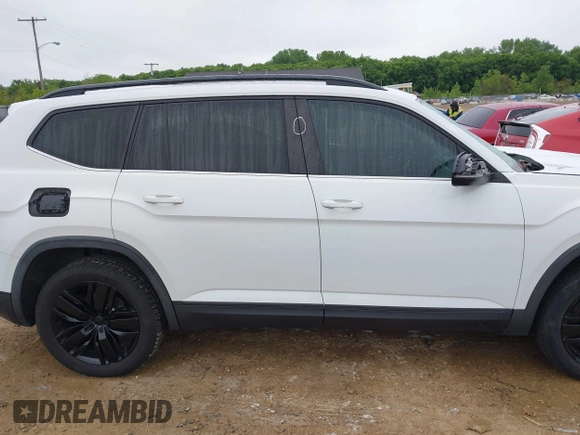 2020 Volkswagen Atlas SE with VIN 1V2WR2CA6LC502996, listed as a IAAI auction lot 42345898 with 94,627 mi miles and . Bid and sale history available at DreamBid. Image 14.