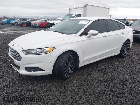 2013 Ford Fusion SE with VIN 3FA6P0H79DR126179, listed as a IAAI auction lot 41129882 with 176,135 mi miles. Bid and sale history available at carsss.com. Image 2.