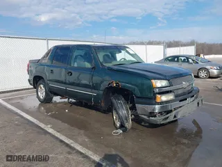 2003 Chevrolet Avalanche with VIN 3GNEK13T13G299307, listed as a IAAI auction lot 41663449 with 242,862 mi miles. Bid and sale history available at carsss.com. Image 1.