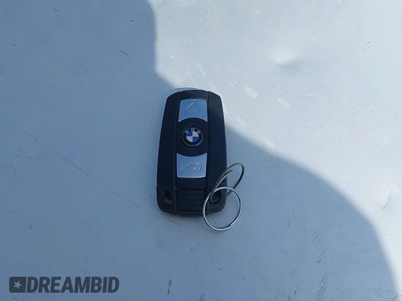 2010 BMW 3 Series 328i with VIN WBAPH5G56ANM70010, listed as a IAAI auction lot 42289877 with 127,146 mi miles and . Bid and sale history available at DreamBid. Image 11.