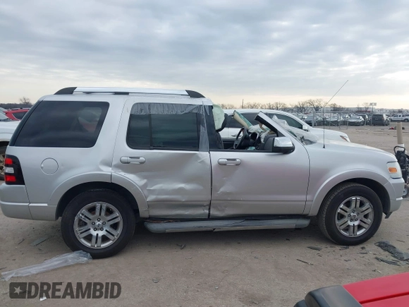 2010 Ford Explorer Limited with VIN 1FMEU7F89AUA84731, listed as a IAAI auction lot 41585563 with 142,598 mi miles. Bid and sale history available at carsss.com. Image 14.