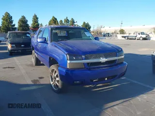 2005 Chevrolet Avalanche LS with VIN 3GNEC12Z75G215402, listed as a IAAI auction lot 41390459 with Not Provided miles and . Bid and sale history available at DreamBid. Image 1.
