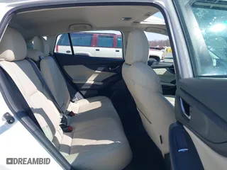 2019 Subaru Impreza Limited with VIN 4S3GTAU65K3749761, listed as a IAAI auction lot 41927935 with 47,131 mi miles. Bid and sale history available at carsss.com. Image 8.
