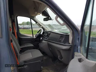 2021 Ford Transit Cargo с VIN 1FTBR3X84MKA82773, выставлен на аукционе IAAI как лот 42340746 с пробегом 102 033 миль миль и . История ставок и продаж доступна на DreamBid. Изображение 5.