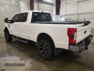 2017 Ford F-350 Platinum with VIN 1FT8W3BT9HEB35728, listed as a Copart auction lot 43594305 with 213,407 mi miles and Salvage Title. Bid and sale history available at DreamBid. Image 2.