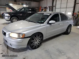 2007 Volvo S60 2.5L Turbo with VIN YV1RS592972614301, listed as a Copart auction lot 52166295 with 242,307 mi miles and Salvage Title. Bid and sale history available at carsss.com. Image 1.