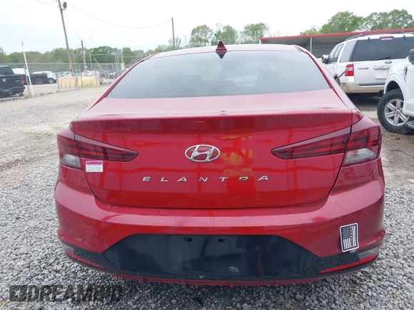 2020 Hyundai Elantra SEL z VIN KMHD84LFXLU063424, wystawiony jako IAAI lot #41900825 z przebiegiem 49 798 mil mil oraz . Historia ofert i sprzedaży dostępna na DreamBid. Obrazek 17.