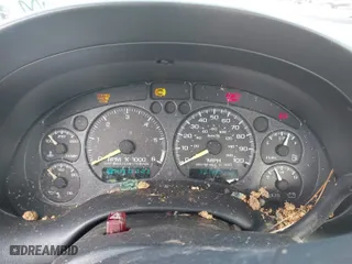 2001 Chevrolet S-10 LS with VIN 1GCCS19W318114503, listed as a IAAI auction lot 41529289 with 231,994 mi miles. Bid and sale history available at carsss.com. Image 7.