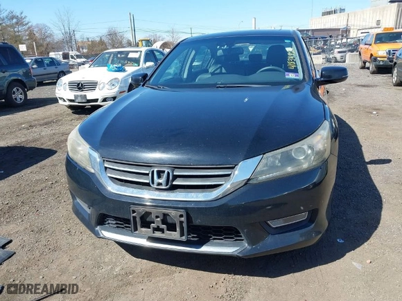 2015 Honda Accord Sedan EX-L with VIN 1HGCR2F80FA020958, listed as a IAAI auction lot 41834824 with 118,796 mi miles. Bid and sale history available at carsss.com. Image 12.