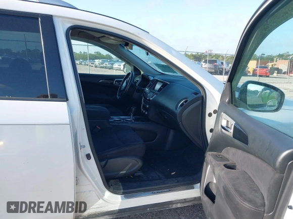 2013 Nissan Pathfinder SV with VIN 5N1AR2MNXDC646674, listed as a IAAI auction lot 41958586 with 238,257 mi miles. Bid and sale history available at carsss.com. Image 5.