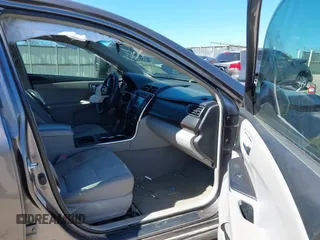 2015 Toyota Camry XLE z VIN 4T1BF1FK5FU092709, wystawiony jako IAAI lot #41859995 z przebiegiem 167 819 mil mil oraz . Historia ofert i sprzedaży dostępna na DreamBid. Obrazek 5.