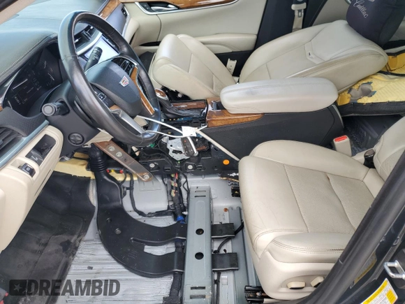 2018 Cadillac XTS Luxury z VIN 2G61M5S30J9135292, wystawiony jako Copart lot #57121115 z przebiegiem 95 110 mil mil oraz Szkoda całkowita • Salvage title. Historia ofert i sprzedaży dostępna na DreamBid. Obrazek 7.