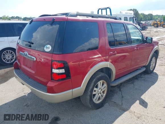 2010 Ford Explorer Eddie Bauer z VIN 1FMEU6EE4AUA85772, wystawiony jako IAAI lot #42202728 z przebiegiem 101 999 mil mil oraz . Historia ofert i sprzedaży dostępna na DreamBid. Obrazek 4.