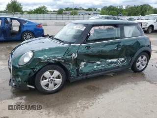 2015 MINI Hardtop с VIN WMWXM5C52F3B34832, выставлен на аукционе Copart как лот 56784335 с пробегом 88 572 миль миль и На запчасти • Non repairable. История ставок и продаж доступна на DreamBid. Изображение 1.