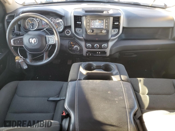 2019 Ram 1500 Tradesman z VIN 1C6SRFCT9KN738027, wystawiony jako Copart lot #87824045 z przebiegiem 198 889 mil mil oraz Czysty tytuł • Clean title. Historia ofert i sprzedaży dostępna na DreamBid. Obrazek 8.