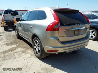 2015 Volvo XC60 T6 Drive-E Platinum with VIN YV449MDM8F2664536, listed as a IAAI auction lot 42037988 with 126,550 mi miles. Bid and sale history available at carsss.com. Image 3.