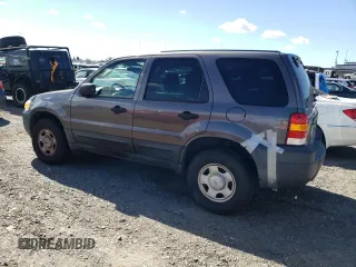 2006 Ford Escape XLS with VIN 1FMYU02Z36KA51178, listed as a Copart auction lot 45726595 with 135,124 mi miles and Salvage Title. Bid and sale history available at carsss.com. Image 2.