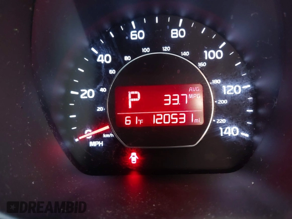 2015 Kia Soul with VIN KNDJN2A20F7795780, listed as a IAAI auction lot 39879289 with 120,531 mi miles. Bid and sale history available at carsss.com. Image 15.