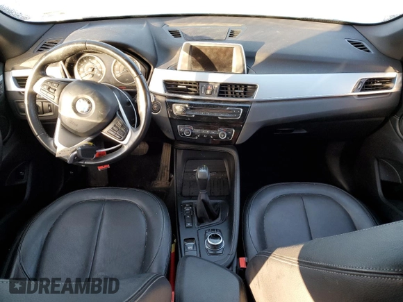 2017 BMW X1 xDrive28i with VIN WBXHT3C39H5F84369, listed as a Copart auction lot 68940992 with 92,054 mi miles. Bid and sale history available at carsss.com. Image 8.