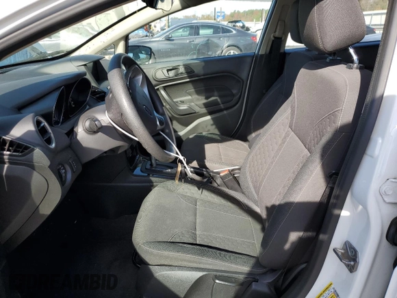 2019 Ford Fiesta SE с VIN 3FADP4EJ2KM136934, выставлен на аукционе Copart как лот 82116764 с пробегом 50 433 миль миль и Списание • Salvage title. История ставок и продаж доступна на DreamBid. Изображение 7.