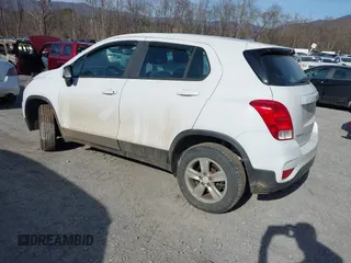 2017 Chevrolet Trax LS with VIN 3GNCJNSBXHL234920, listed as a IAAI auction lot 41622170 with 98,166 mi miles. Bid and sale history available at carsss.com. Image 3.