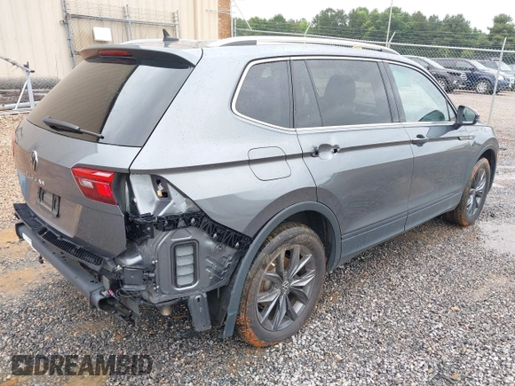 2023 Volkswagen Tiguan SE with VIN 3VVNB7AX4PM042409, listed as a IAAI auction lot 42627800 with 29,016 mi miles and . Bid and sale history available at DreamBid. Image 4.