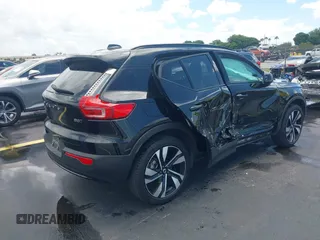 2024 Volvo XC40 Plus Dark Theme with VIN YV4L12UL5R2308371, listed as a IAAI auction lot 42516455 with 9,056 mi miles and . Bid and sale history available at DreamBid. Image 4.