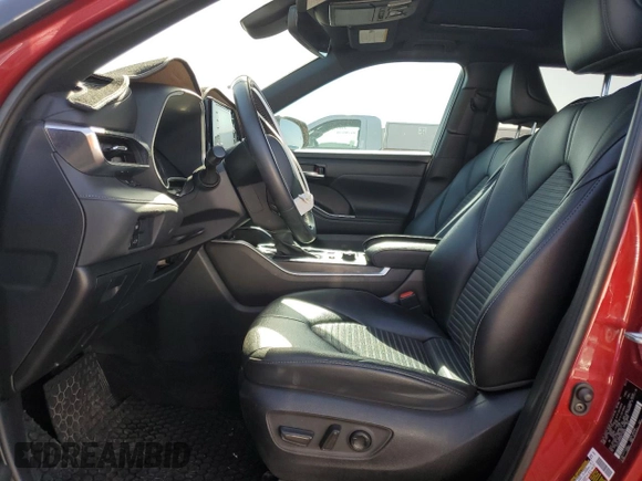 2021 Toyota Highlander XSE with VIN 5TDJZRBH0MS119686, listed as a Copart auction lot 56765235 with 82,324 mi miles and Salvage title. Bid and sale history available at DreamBid. Image 7.
