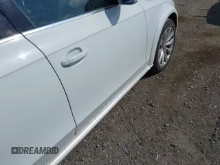 2016 Audi allroad A4 Premium Plus z VIN WA1UFAFL1GA010526, wystawiony jako IAAI lot #42482193 z przebiegiem 143 517 mil mil oraz . Historia ofert i sprzedaży dostępna na DreamBid. Obrazek 20.