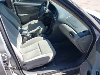 2004 Oldsmobile Alero GL1 z VIN 1G3NL52F54C206964, wystawiony jako IAAI lot #42160307 z przebiegiem 129 808 mil mil oraz . Historia ofert i sprzedaży dostępna na DreamBid. Obrazek 5.