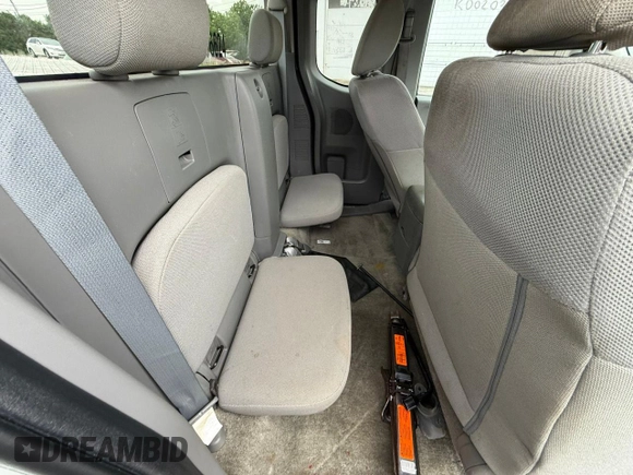 2017 Nissan Frontier S with VIN 1N6BD0CT9HN75772, listed as a Copart auction lot 60472795 with 144,888 mi miles and Clean title. Bid and sale history available at DreamBid. Image 6.