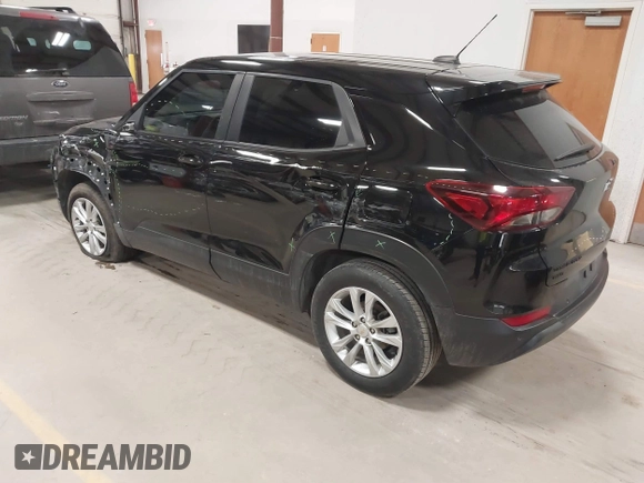 2022 Chevrolet TrailBlazer LS with VIN KL79MNSL2NB014071, listed as a IAAI auction lot 41709650 with 148,997 mi miles. Bid and sale history available at carsss.com. Image 3.