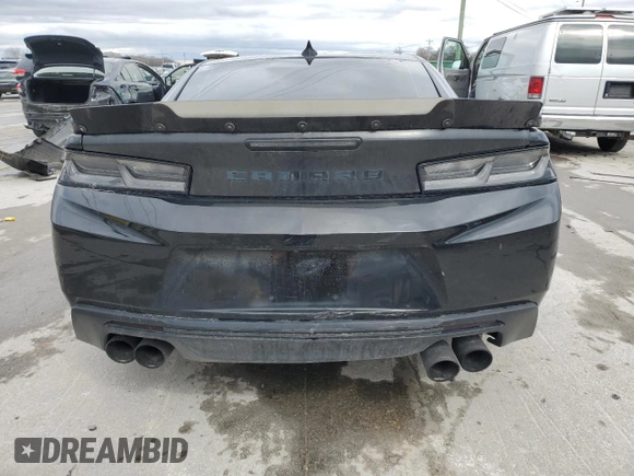 2016 Chevrolet Camaro 1SS z VIN 1G1FF1R75G0147853, wystawiony jako Copart lot #47943835 z przebiegiem Nie podano mil oraz Szkoda całkowita • Salvage title. Historia ofert i sprzedaży dostępna na DreamBid. Obrazek 6.