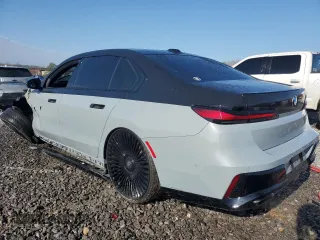 2023 BMW 7 Series 760i xDrive with VIN WBA33EJ09PCN46611, listed as a Copart auction lot 44601795 with 28,497 mi miles and Salvage title. Bid and sale history available at DreamBid. Image 2.