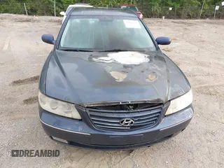 2007 Hyundai Azera SE with VIN KMHFC46F47A195122, listed as a IAAI auction lot 42202807 with 70,694 mi miles and . Bid and sale history available at DreamBid. Image 6.
