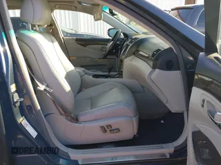 2008 Lexus LS LWB with VIN JTHGL46F885028568, listed as a IAAI auction lot 41615838 with 225,793 mi miles. Bid and sale history available at carsss.com. Image 5.