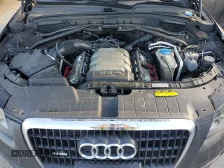 2010 Audi Q5 Premium Plus with VIN WA1LKAFP5AA101025, listed as a Copart auction lot 77333734 with 137,438 mi miles and Salvage title. Bid and sale history available at DreamBid. Image 12.