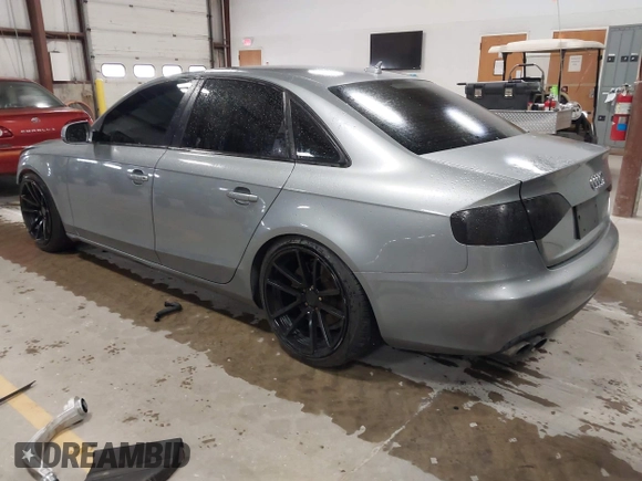 2010 Audi A4 Premium z VIN WAUDFAFL8AN028850, wystawiony jako IAAI lot #42319215 z przebiegiem Nie podano mil oraz . Historia ofert i sprzedaży dostępna na DreamBid. Obrazek 3.