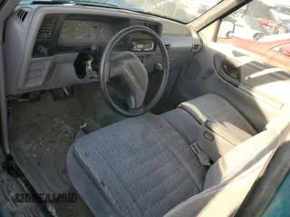 1993 Ford Ranger Splash z VIN 1FTCR10A8PUD15617, wystawiony jako Copart lot #71135104 z przebiegiem 88 764 mil mil oraz Czysty tytuł • Clean title. Historia ofert i sprzedaży dostępna na DreamBid. Obrazek 8.