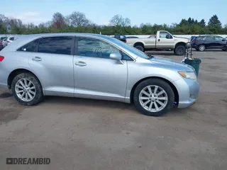 2010 Toyota Venza with VIN 4T3BA3BB9AU015776, listed as a IAAI auction lot 42053863 with 208,842 mi miles. Bid and sale history available at carsss.com. Image 13.