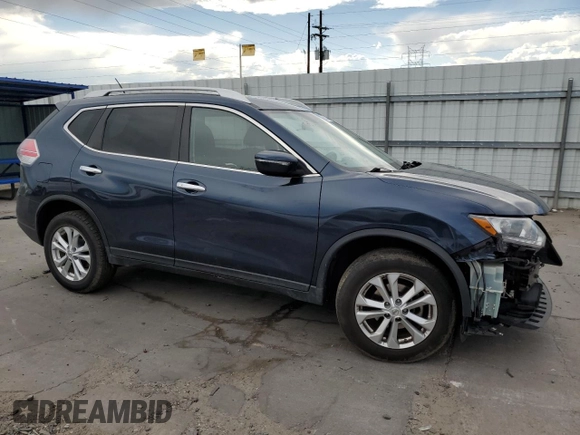 2015 Nissan Rogue SV z VIN KNMAT2MV5FP587180, wystawiony jako Copart lot #60334455 z przebiegiem 64 267 mil mil oraz Szkoda całkowita • Salvage title. Historia ofert i sprzedaży dostępna na DreamBid. Obrazek 4.